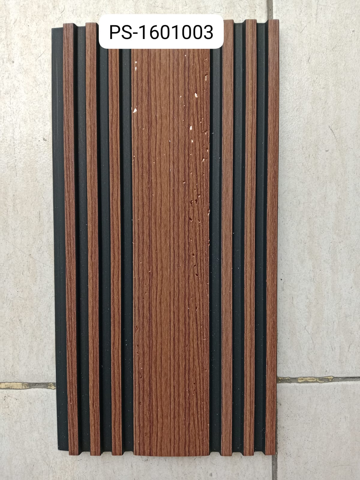 PS fluted panel walnut