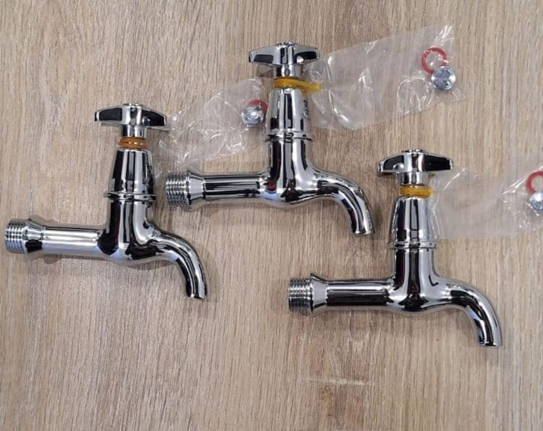 Chrome bib taps